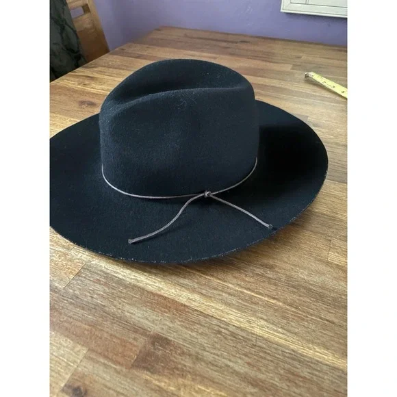 Peter Grimm Women's Hat True Character Black 100% Wool Boho Cap - Picture 16 of 16